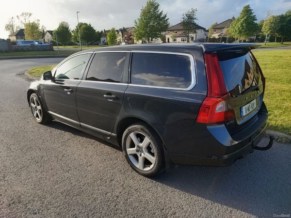 Volvo V70 Estate, Diesel, 2011, Grey