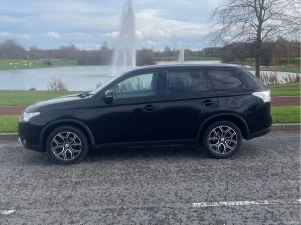 Mitsubishi Outlander SUV, Diesel, 2015, Black