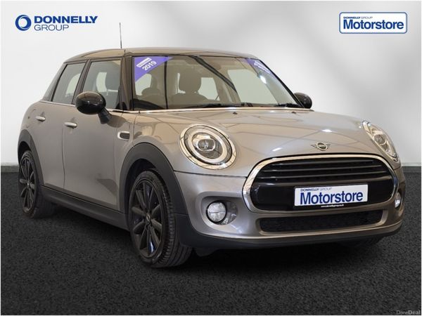 Mini Cooper Hatchback, Petrol, 2019, Silver