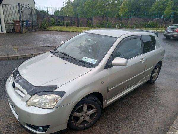 Toyota Corolla Hatchback, Diesel, 2006, Silver