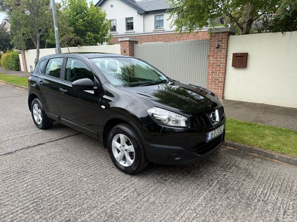 Nissan Qashqai Hatchback, Diesel, 2010, Black