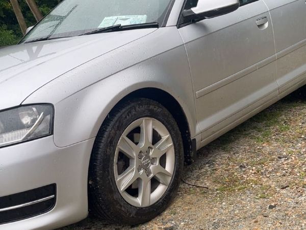 Audi A3 Hatchback, Diesel, 2011, Silver