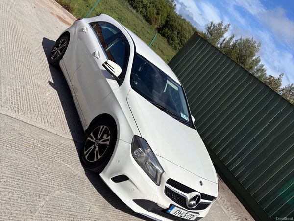 Mercedes-Benz A-Class Hatchback, Diesel, 2017, White