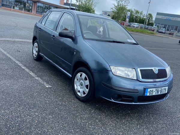 Skoda Fabia Hatchback, Petrol, 2005, Grey