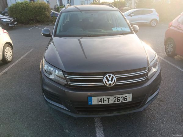 Volkswagen Tiguan SUV, Petrol, 2014, Grey