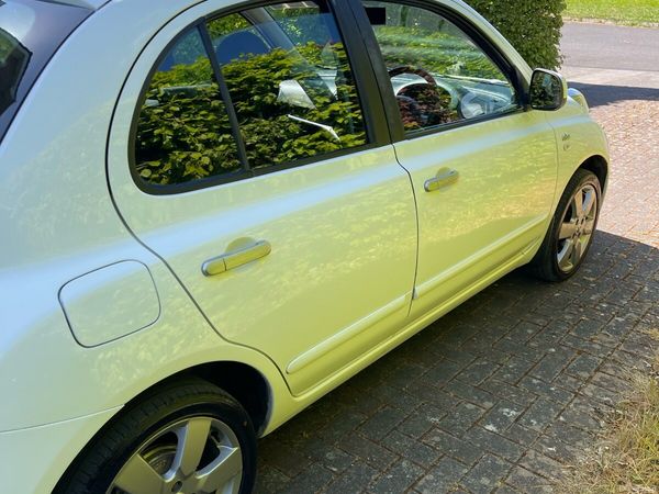 Nissan Micra Hatchback, Petrol, 2010, White