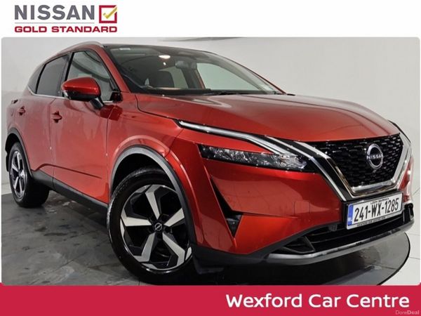 Nissan Qashqai MPV, Petrol, 2024, Red
