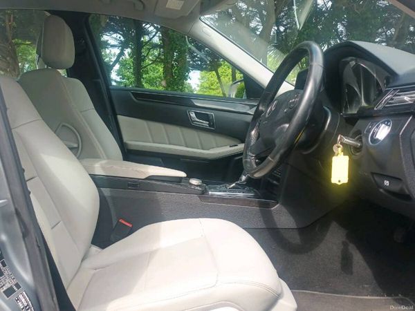 Mercedes-Benz E-Class Saloon, Diesel, 2012, Silver
