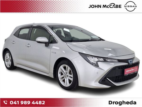 Toyota Corolla Saloon, Petrol Hybrid, 2018, Silver