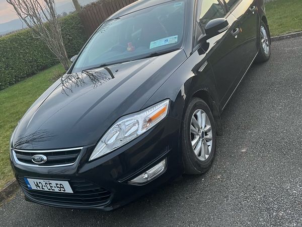 Ford Mondeo Saloon, Diesel, 2014, Black