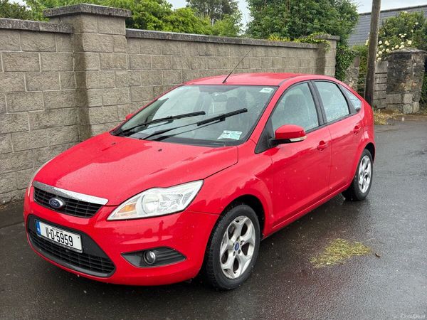 Ford Focus Hatchback, Diesel, 2011, Red