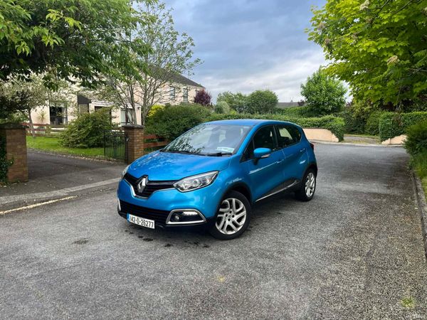 Renault Captur Hatchback, Diesel, 2014, Blue