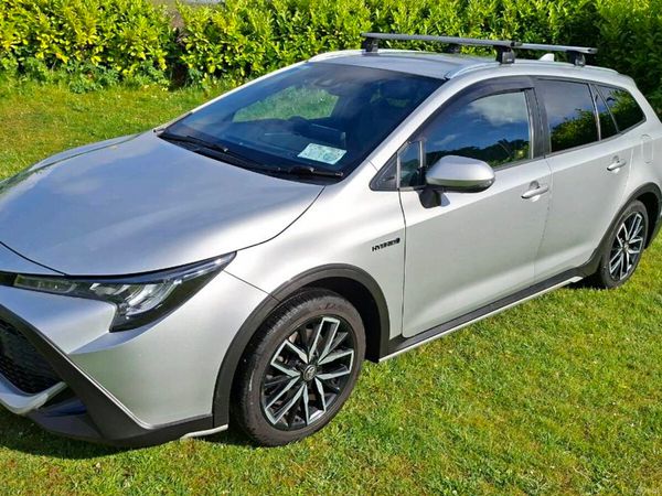Toyota Corolla Estate/Jeep, Petrol Hybrid, 2021, Grey