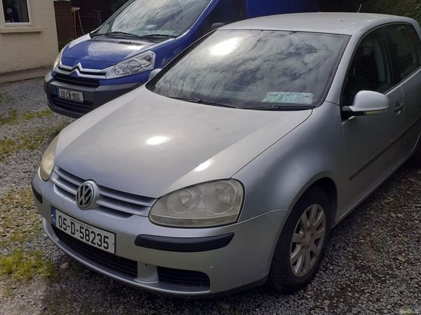 Volkswagen Golf Hatchback, Diesel, 2005, Silver