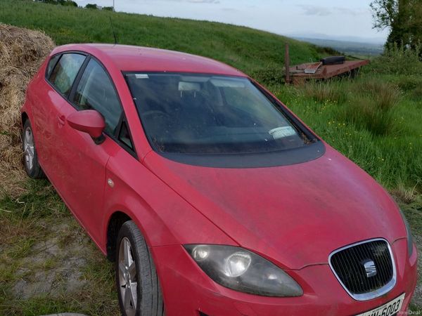 SEAT Leon Hatchback, Diesel, 2009, Red