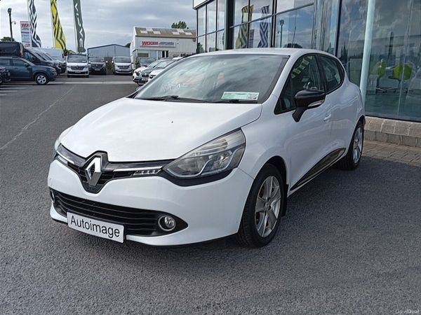 Renault Clio Hatchback, Petrol, 2016, White