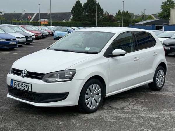 Volkswagen Polo Hatchback, Petrol, 2013, White