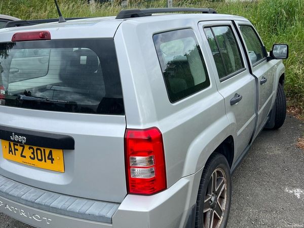 Jeep Other SUV, Diesel, 2009, Silver
