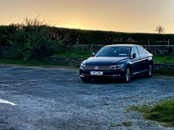 Volkswagen Passat Saloon, Diesel, 2017, Grey