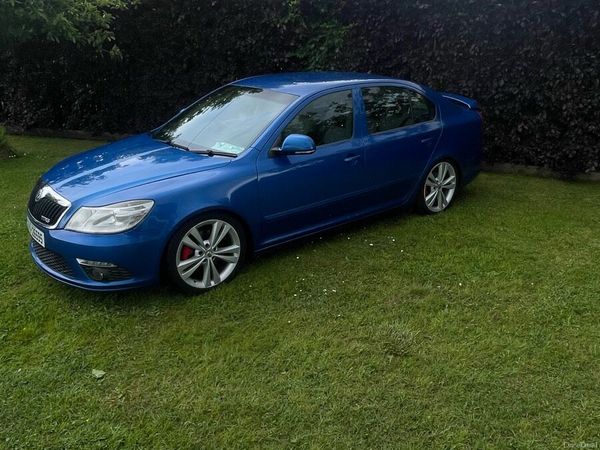 Skoda Octavia Hatchback, Diesel, 2010, Blue