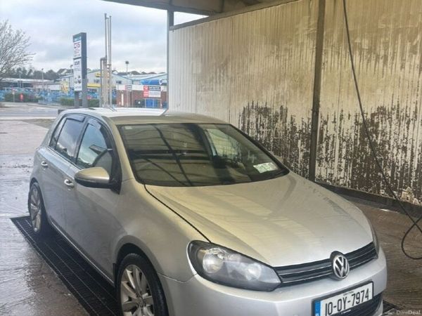 Volkswagen Golf Hatchback, Petrol, 2010, Silver