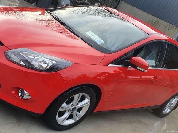Ford Focus Hatchback, Diesel, 2013, Red