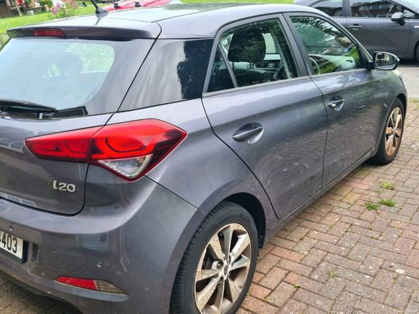 Hyundai i20 Hatchback, Petrol, 2016, Grey