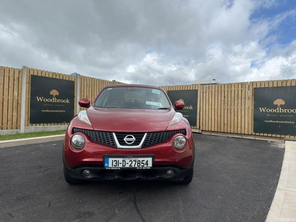 Nissan Juke SUV, Petrol, 2013, Red
