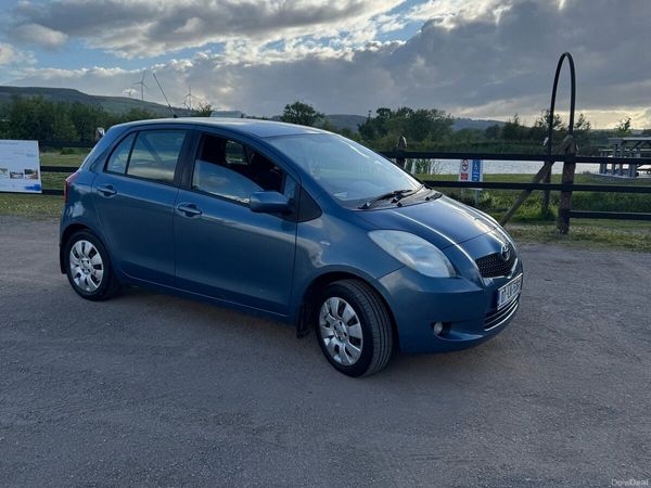 Toyota Yaris Hatchback, Petrol, 2007, Blue