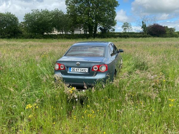 Volkswagen Jetta Saloon, Diesel, 2006, Green