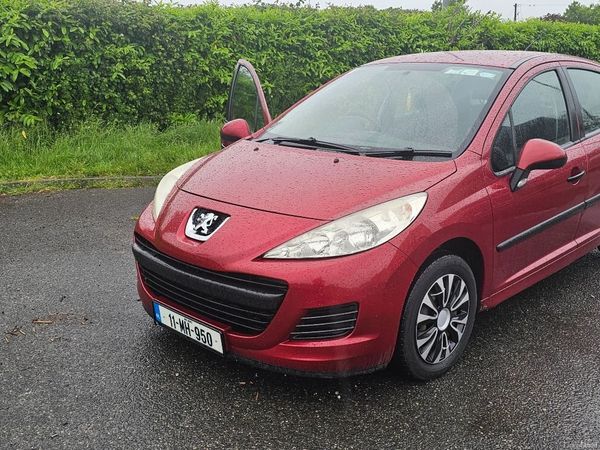 Peugeot 207 Hatchback, Diesel, 2011, Red