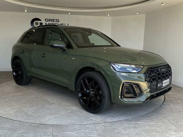 Audi Q5 SUV, Petrol Hybrid, 2024, Green