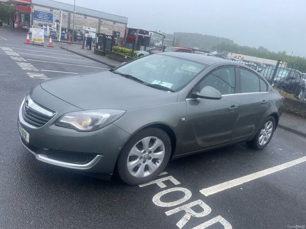 Opel Insignia Saloon, Diesel, 2017, Grey