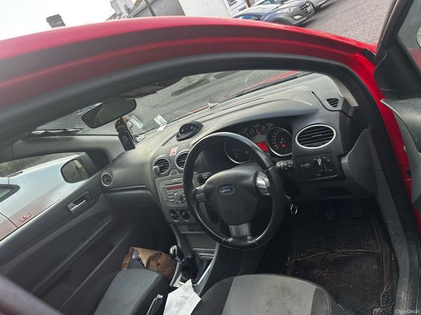 Ford Focus Hatchback, Diesel, 2009, Red