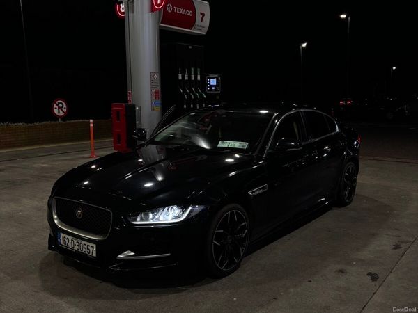 Jaguar XE Saloon, Diesel, 2016, Black