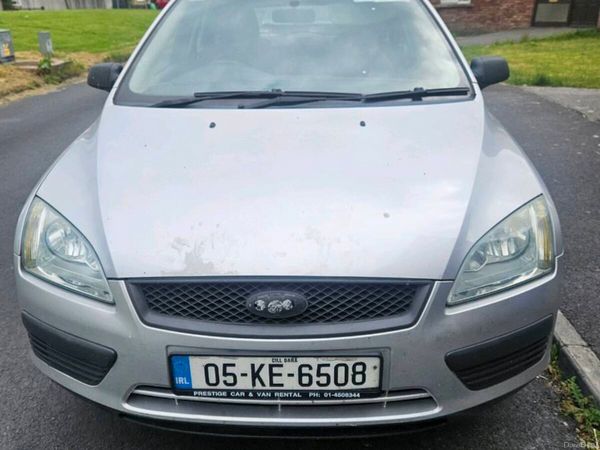 Ford Focus Hatchback, Petrol, 2005, Silver