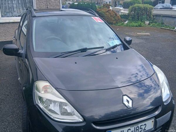 Renault Clio Estate/Jeep, Petrol, 2011, Black