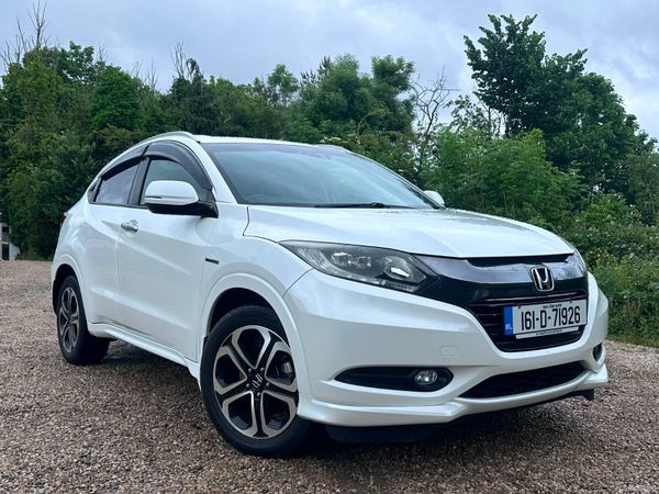 Honda Vezel SUV, Petrol Hybrid, 2016, White