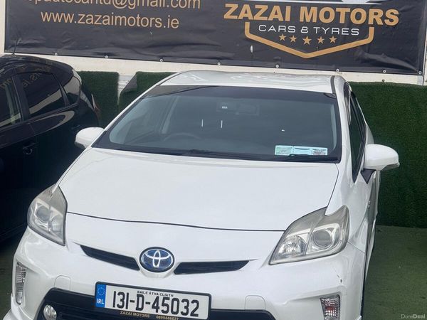 Toyota Prius Hatchback, Petrol Hybrid, 2013, White