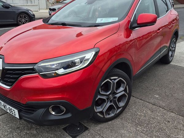 Renault Kadjar SUV, Diesel, 2017, Red
