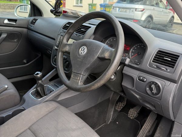 Volkswagen Golf Hatchback, Petrol, 2007, Silver