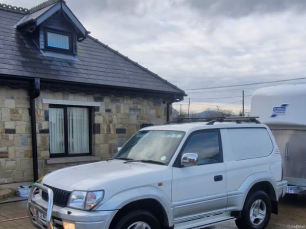 Toyota Land Cruiser SUV, Diesel, 2000, White