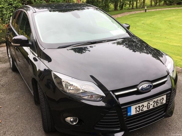 Ford Focus Hatchback, Petrol, 2013, Black