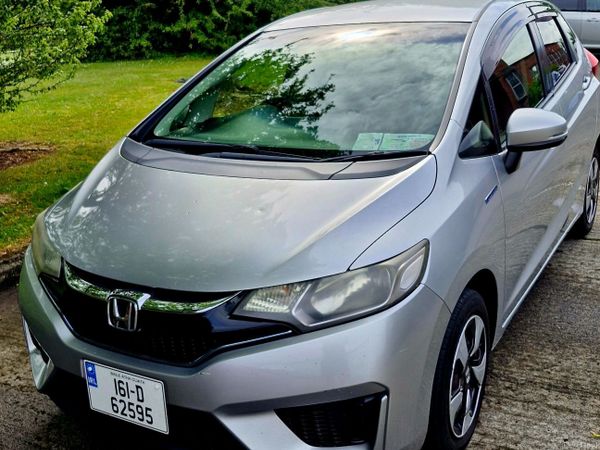 Honda Fit Hatchback, Petrol Hybrid, 2016, Silver