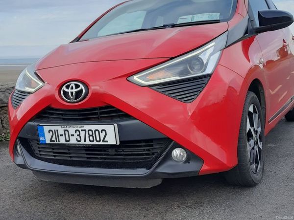Toyota Aygo Hatchback, Petrol, 2021, Red