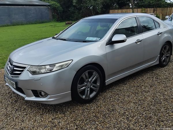 Honda Accord Saloon, Diesel, 2011, Grey