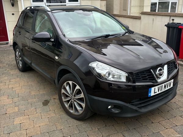 Nissan Qashqai SUV, Diesel, 2011, Black