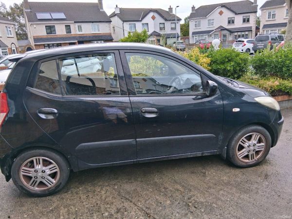 Hyundai i10 Hatchback, Petrol, 2010, Black