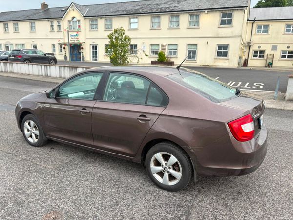Skoda Rapid Saloon, Diesel, 2015, Brown