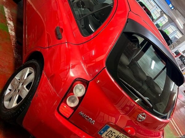 Nissan Micra Hatchback, Petrol, 2005, Red